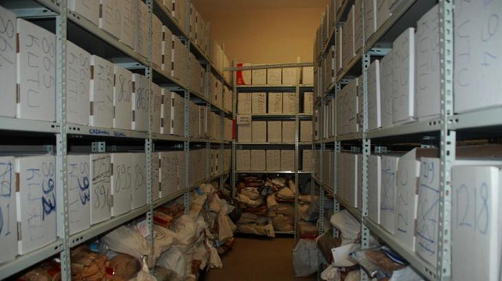 Altından sonra silah skandalı