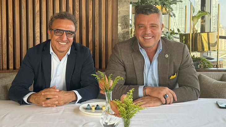 Fenerbahçe yönetimi ile Chobani CEO’su Hamdi Ulukaya arasında görüşme