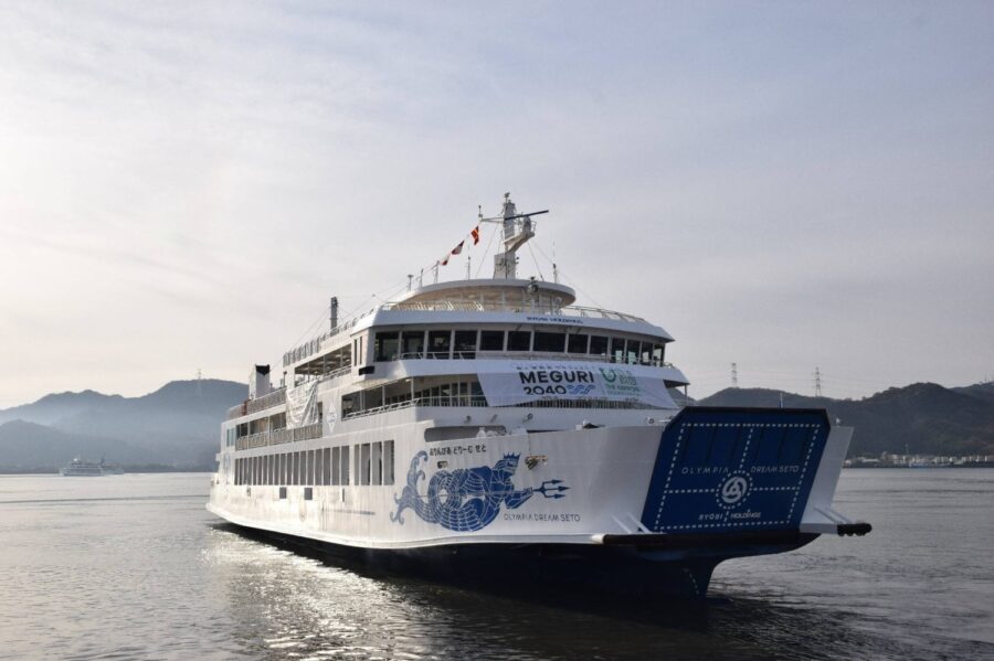 Japonya’da dünyanın ilk otonom yolcu gemisi hizmete girdi